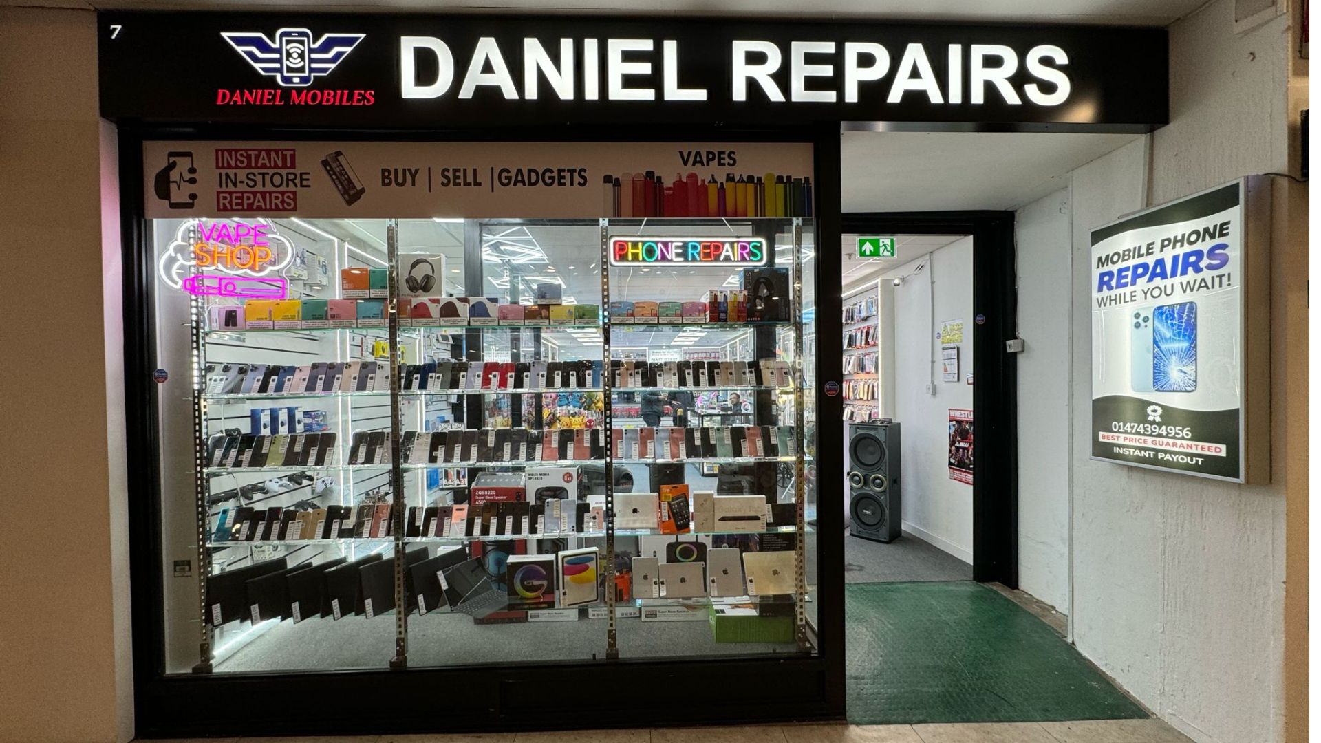 Instant In-Store Mobile Repairs at Daniel Repairs